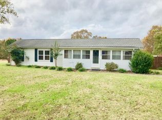 1525 Haw River Hopedale Rd, Burlington, NC 27217