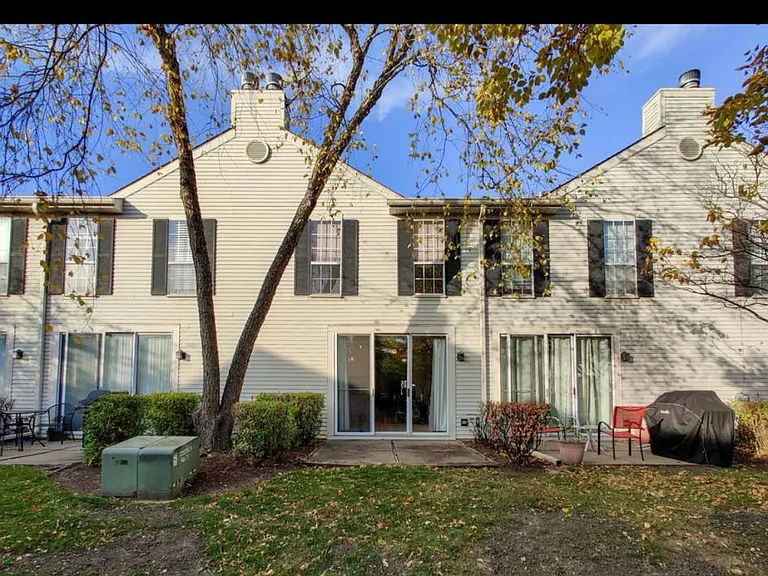 49 N Golfview Ct #49N — Photo 3