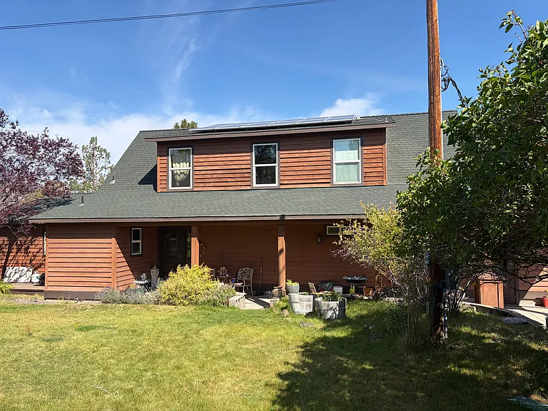 SW Wickiup Ave — Photo 1