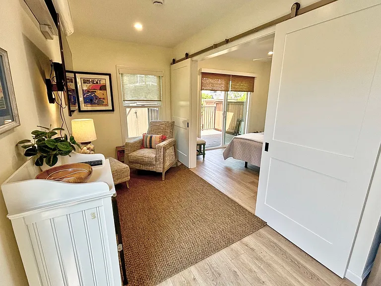 26765 Calle Maria #B — Photo 7