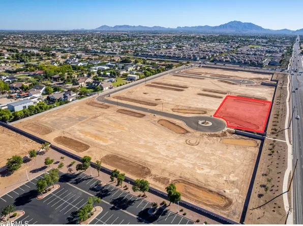 2437 E MELROSE Court #7, Gilbert, AZ 85297