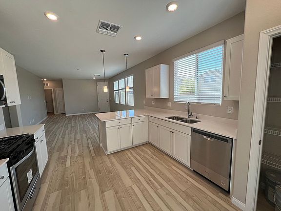 4th image of 7003 Amber Crystal Ct
