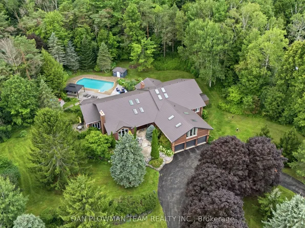 64 Woodbridge Cir, Scugog, ON L9L 2A9