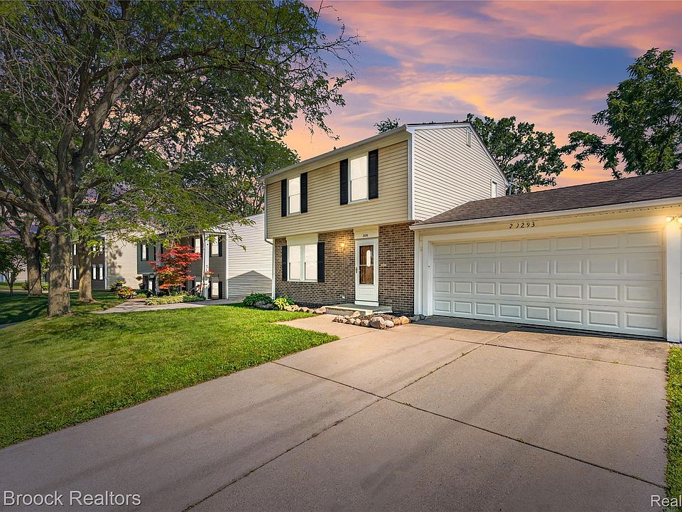 1st image of 29293 Riveroak Dr