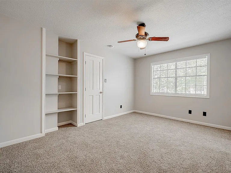 22114 Rockchester Dr — Photo 39