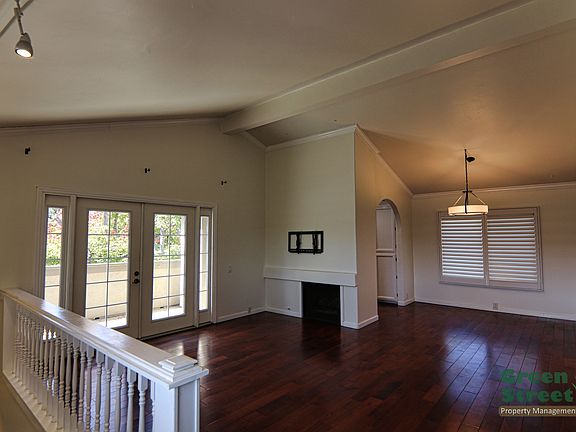 4th image of 5957 Gaines St #1