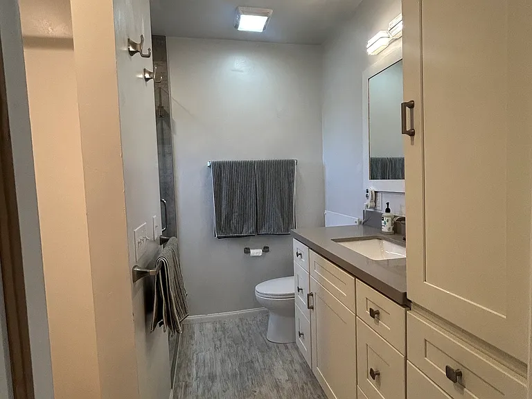 436 S Nardo Ave — Photo 7