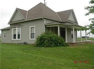 502 SW Clinton St, Oak Grove, MO 64075