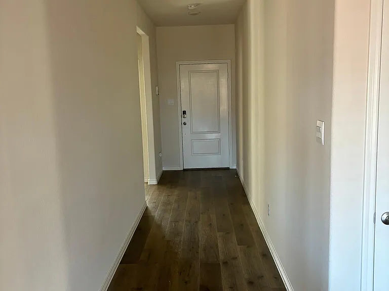 2915 Trusting Way — Photo 5