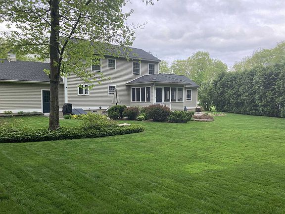 2nd image of 4 Otter Drive