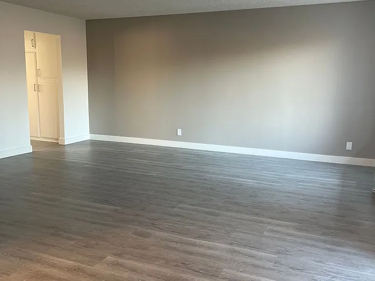 Arrowhead Apartments — Photo 28