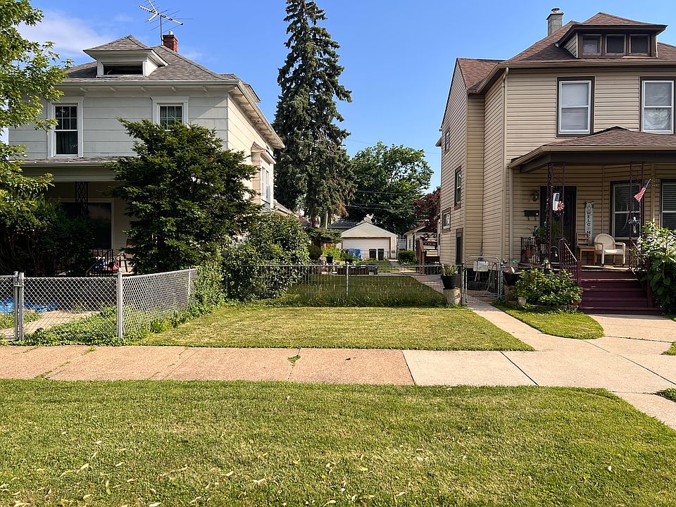 1st image of 3635 W 64th Pl