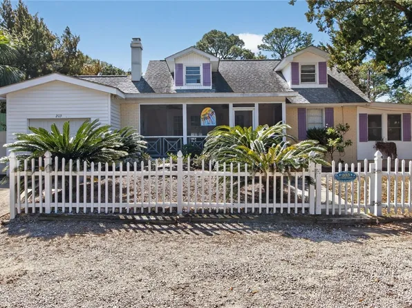 203 7th Street, Tybee Island, GA 31328