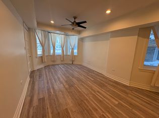 3244 N Hamlin Ave, Chicago, IL 60618