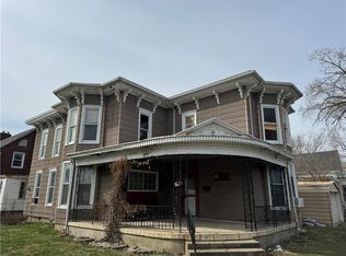 501 S Main St, Paris, IL 61944
