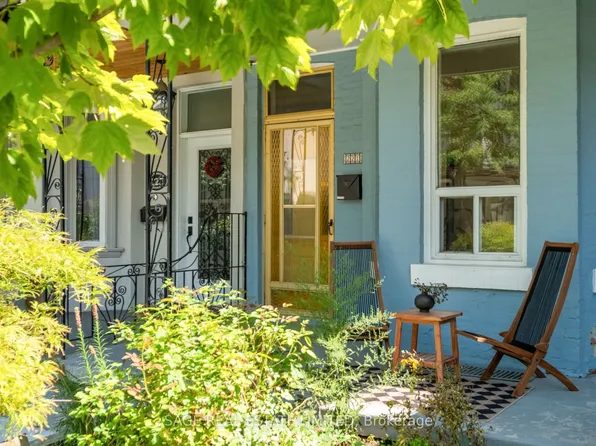221 Palmerston Ave, Toronto, ON M6J 2J3
