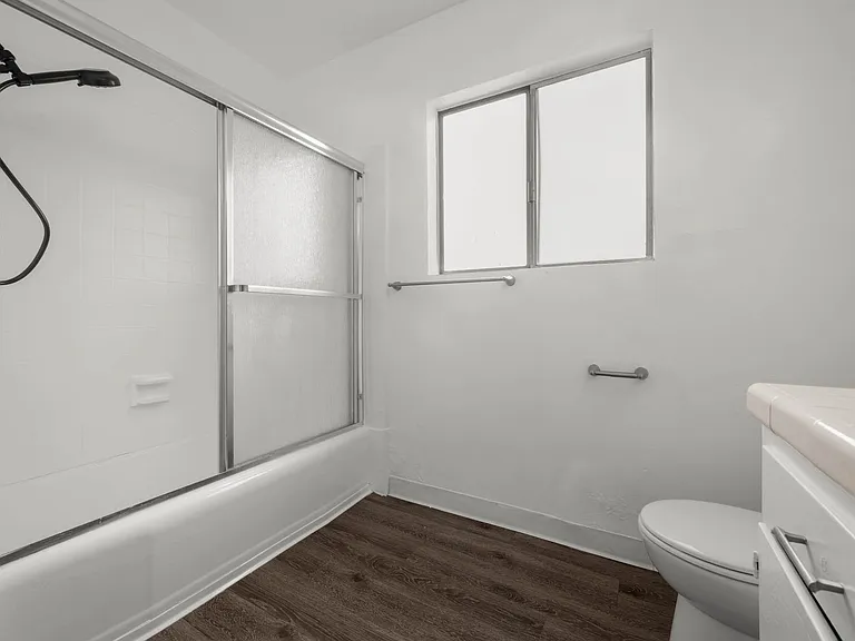 814 Victor Ave #14 — Photo 19