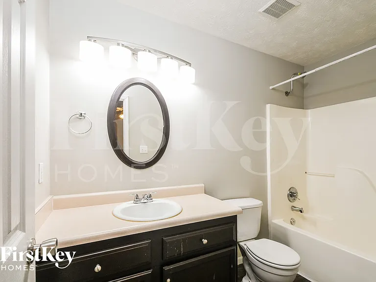 6738 Wimbledon Dr — Photo 10