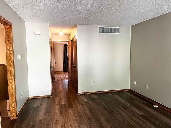 Living room seen from entry