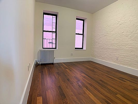 3rd image of 455 Hudson St APT 35