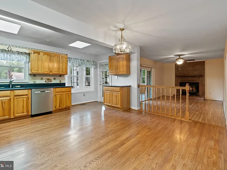 9707 Rossetti Ct — Photo 4