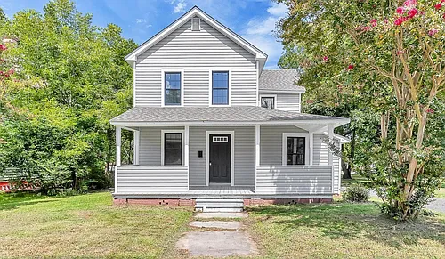 211 Walnut St Photo 1