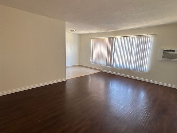 2nd image of 4100 W 1st St