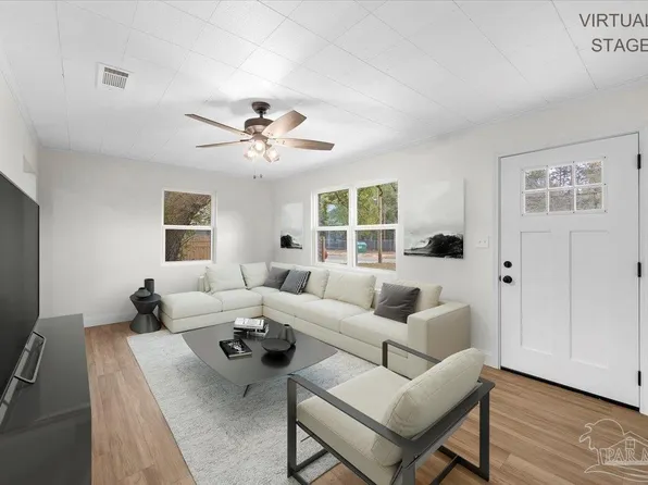 6210 Long St, Milton, FL 32570