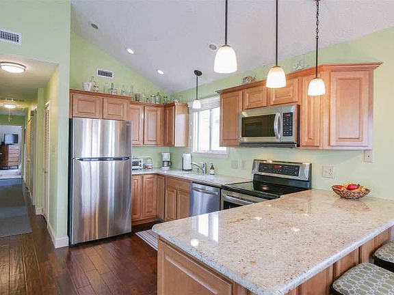 5th image of 3558 Asbury Ave #2