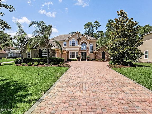 3rd image of 794 Port Charlotte Dr