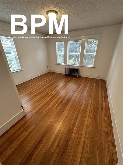 151 Forest Hills St — Photo 2