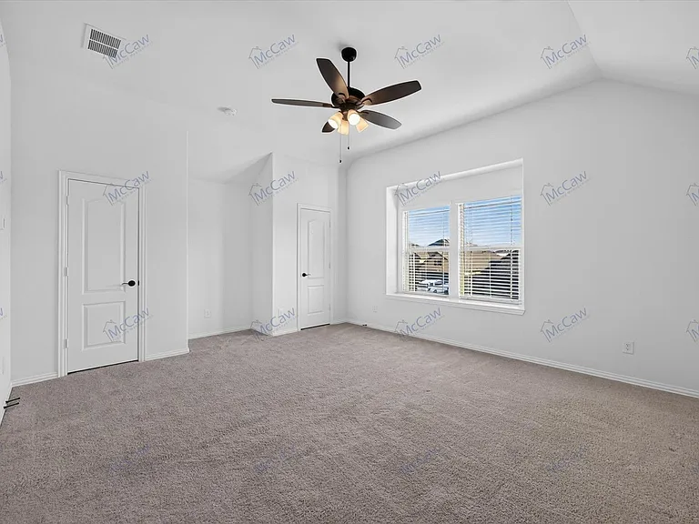 1416 Alexander Dr — Photo 10