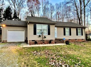 230 Deerfield Ct, Stokesdale, NC 27357