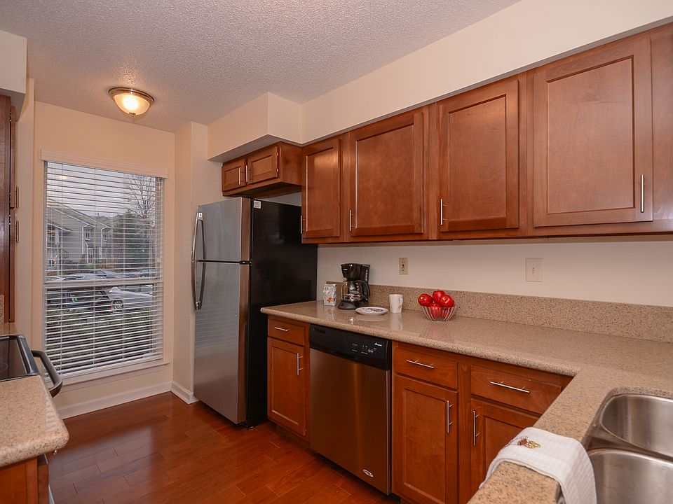 1st image of 282 Windship Cove