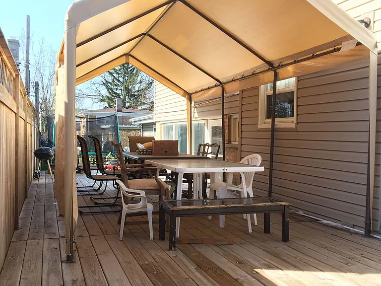 Deck and Sun-proof tent