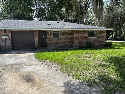 2495 N Sparkman Ave #B Photo 1