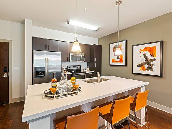 https://my.matterport.com/show/?m=chfw3achhq9&brand=0&play=1&wh=0