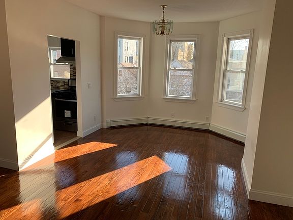3rd image of 3942 57th St Floor 2