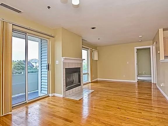 3rd image of 200 Falls Blvd Unit G301