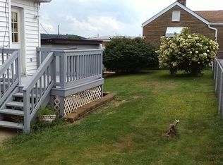 641 3rd St, Donora, PA 15033