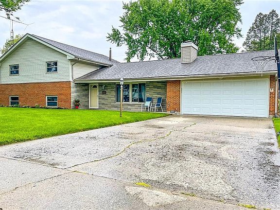 2nd image of 303 Grantham Dr