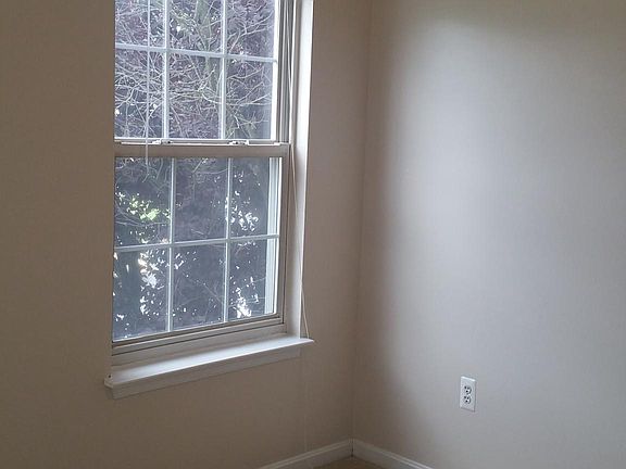 2nd image of 47747 Devin Cir