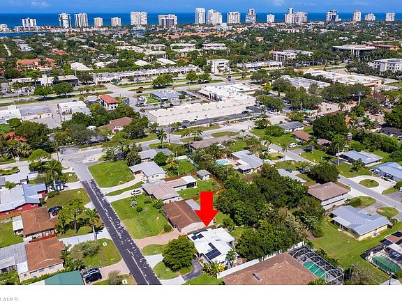 2nd image of 1077 Illinois Dr