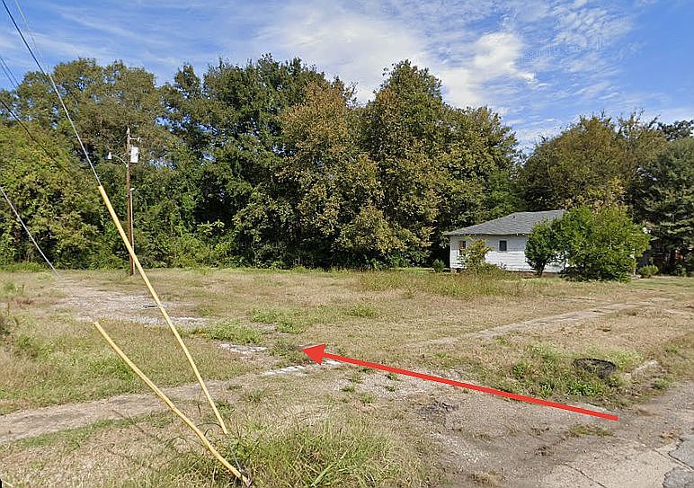 1st image of 314 E Walker St