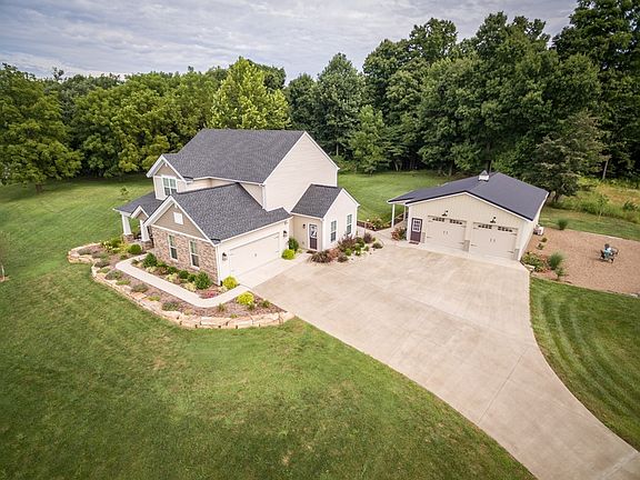 5th image of 20 Abigail Ln
