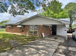 406 & 408 Fontelieu Dr, New Iberia, LA 70560