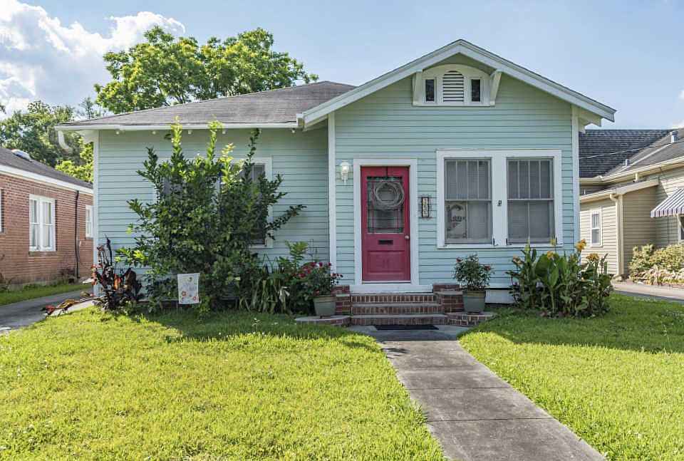 1st image of 255 Duperier Ave