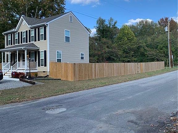 2nd image of 5715 Edgelawn St