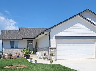 808 E Sunset St, Goddard, KS 67052