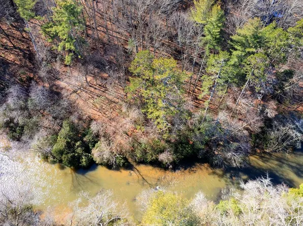 100 River Oaks Ter, Ellijay, GA 30536
